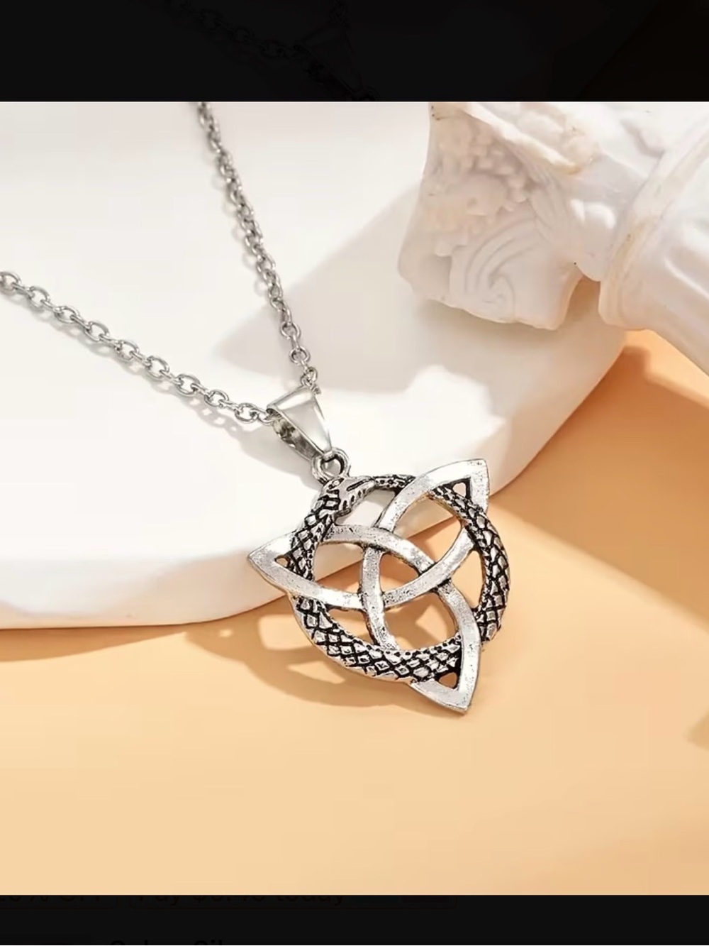 ⭐️ Silver Tone Celtic Knot Pendant Necklace - Women Jewelry